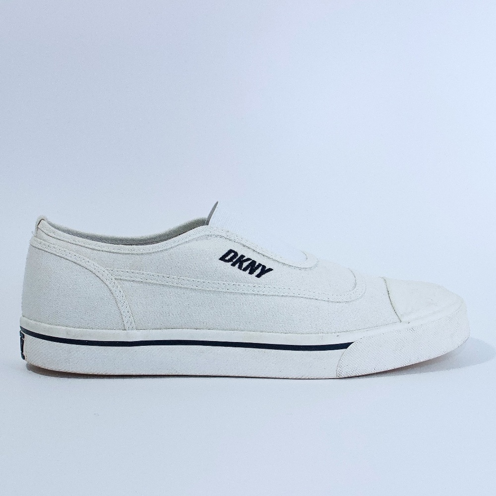 DKNY Slip-on shoe | Women’s 9.5 | White/Ivory with Black Stripe